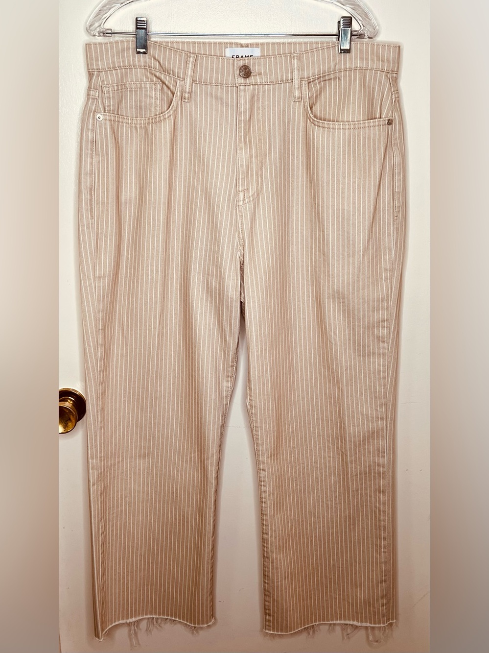 Frame Le Jane Crop, High-Rise Straight, Tan w/White Pinstripes, Sz 32